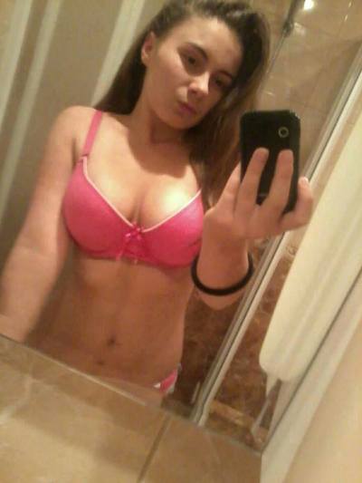 Viviana from Florida is interested in nsa sex with a nice, young man