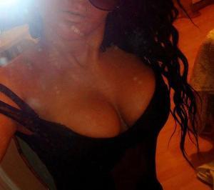 Brittany from Idaho is looking for adult webcam chat