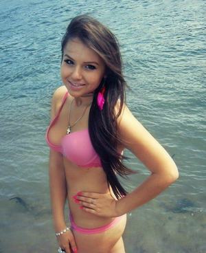 Samantha is a cheater looking for a guy like you!